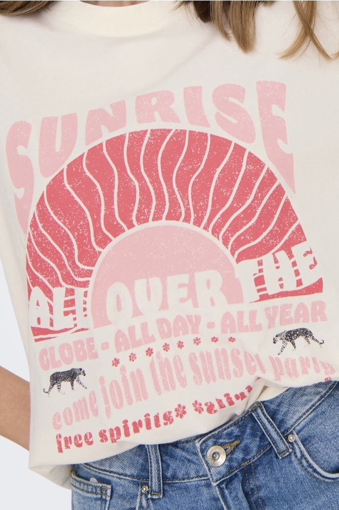 JDYCARLA S/S WASHED PRINT TOP JRS 15341561 CLOUD DANCER/ SUNRISE